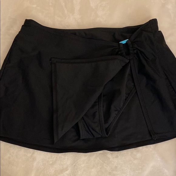 Black Swim Skirt with Attached Bottoms - Picture 1 of 1